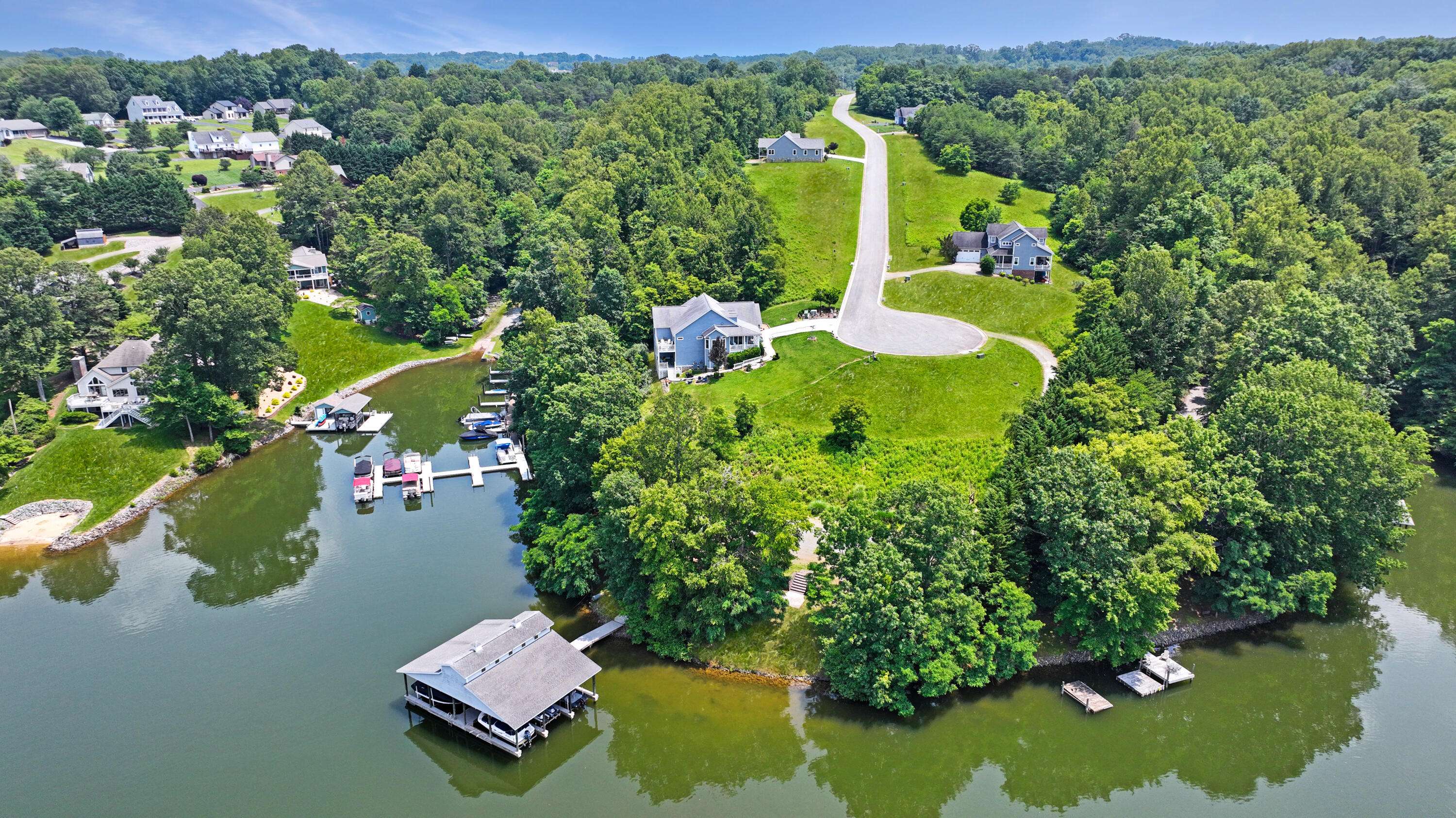 Hardy, VA 24101,188 Grand Harbour CT