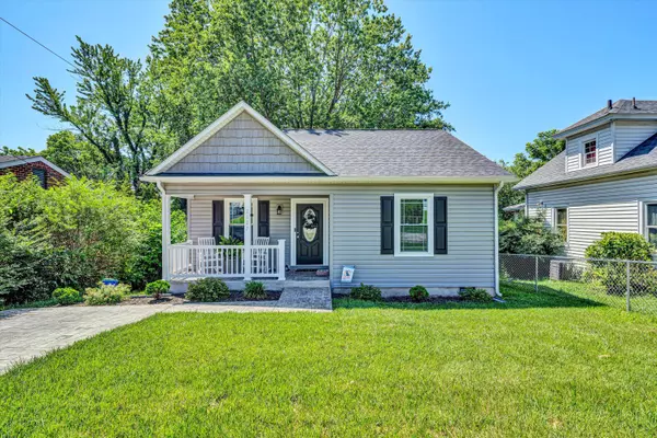 2027 Clinton AVE, Roanoke, VA 24013
