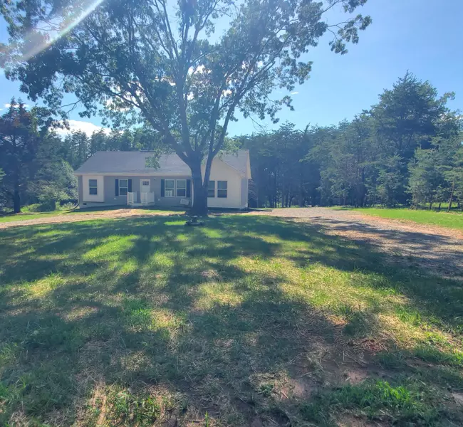 971 Waters Edge DR, Penhook, VA 24137
