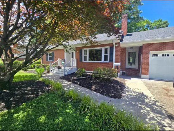 Roanoke, VA 24018,3233 Oakdale RD