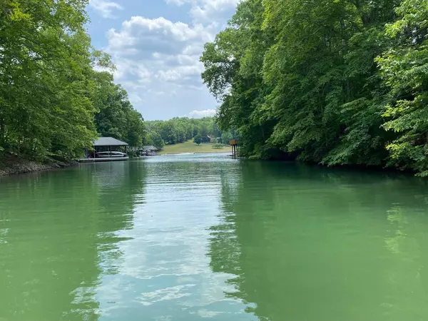 Moneta, VA 24121,Lot 8 Southwind DR