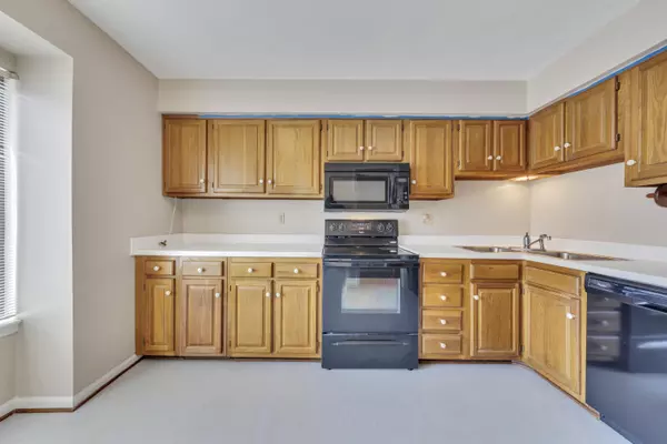 Salem, VA 24153,2404 Post Oak RD