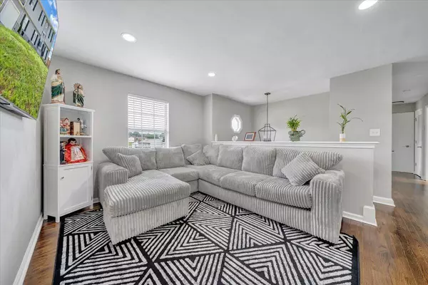 Roanoke, VA 24019,901 Samantha CIR
