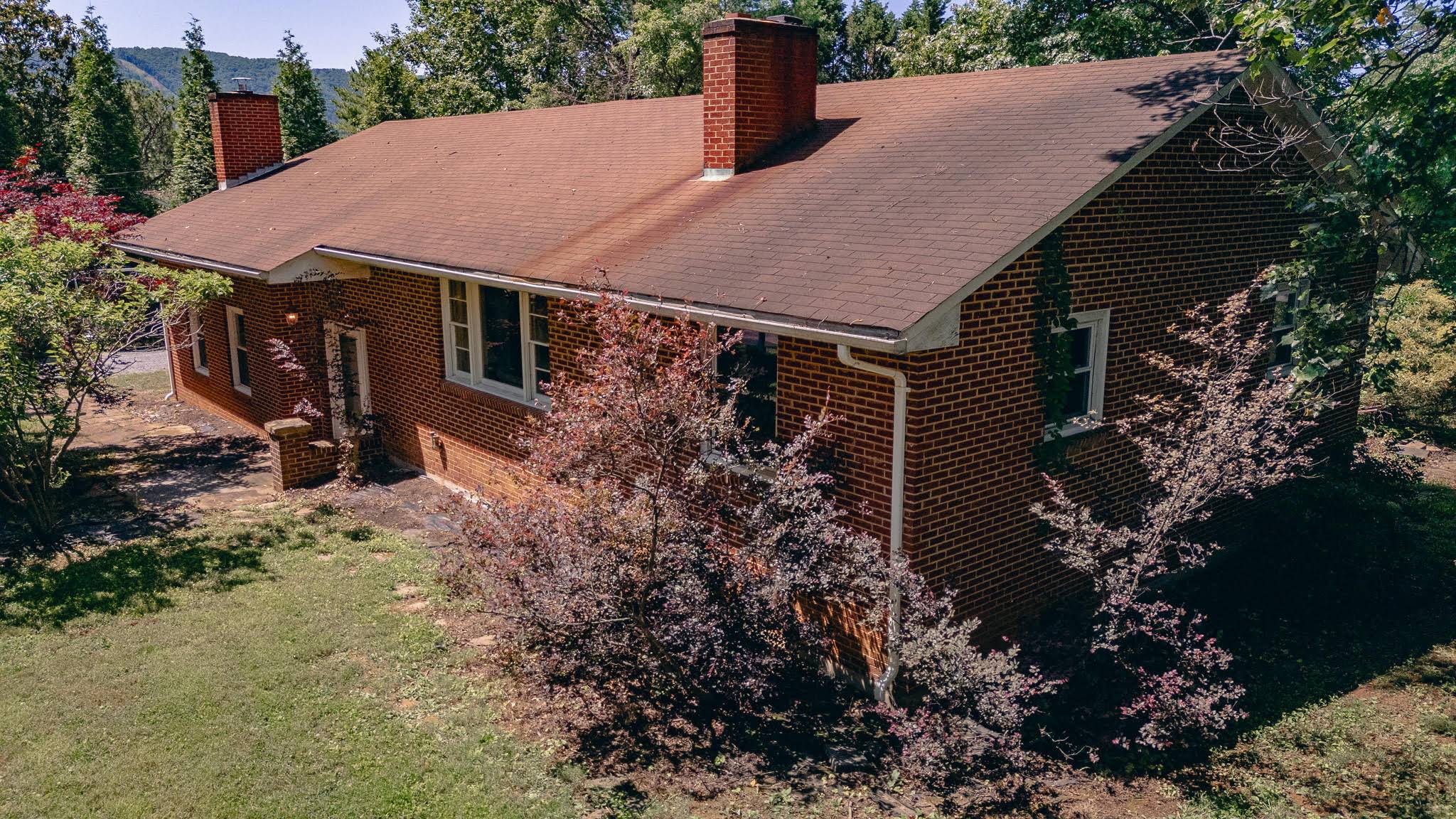 Blue Ridge, VA 24064,263 Morning Dove LN