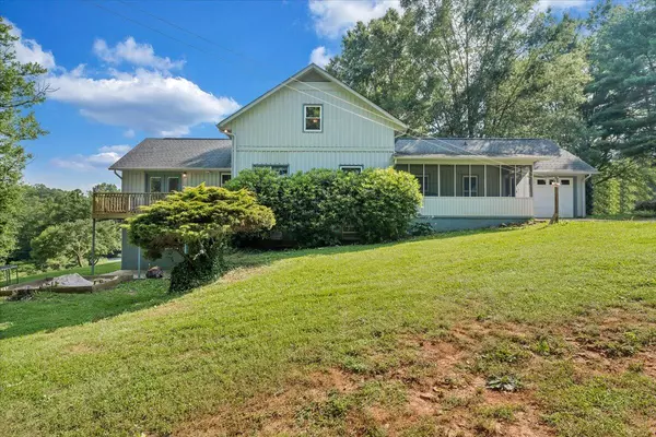 Rocky Mount, VA 24151,404 Robin Ridge RD
