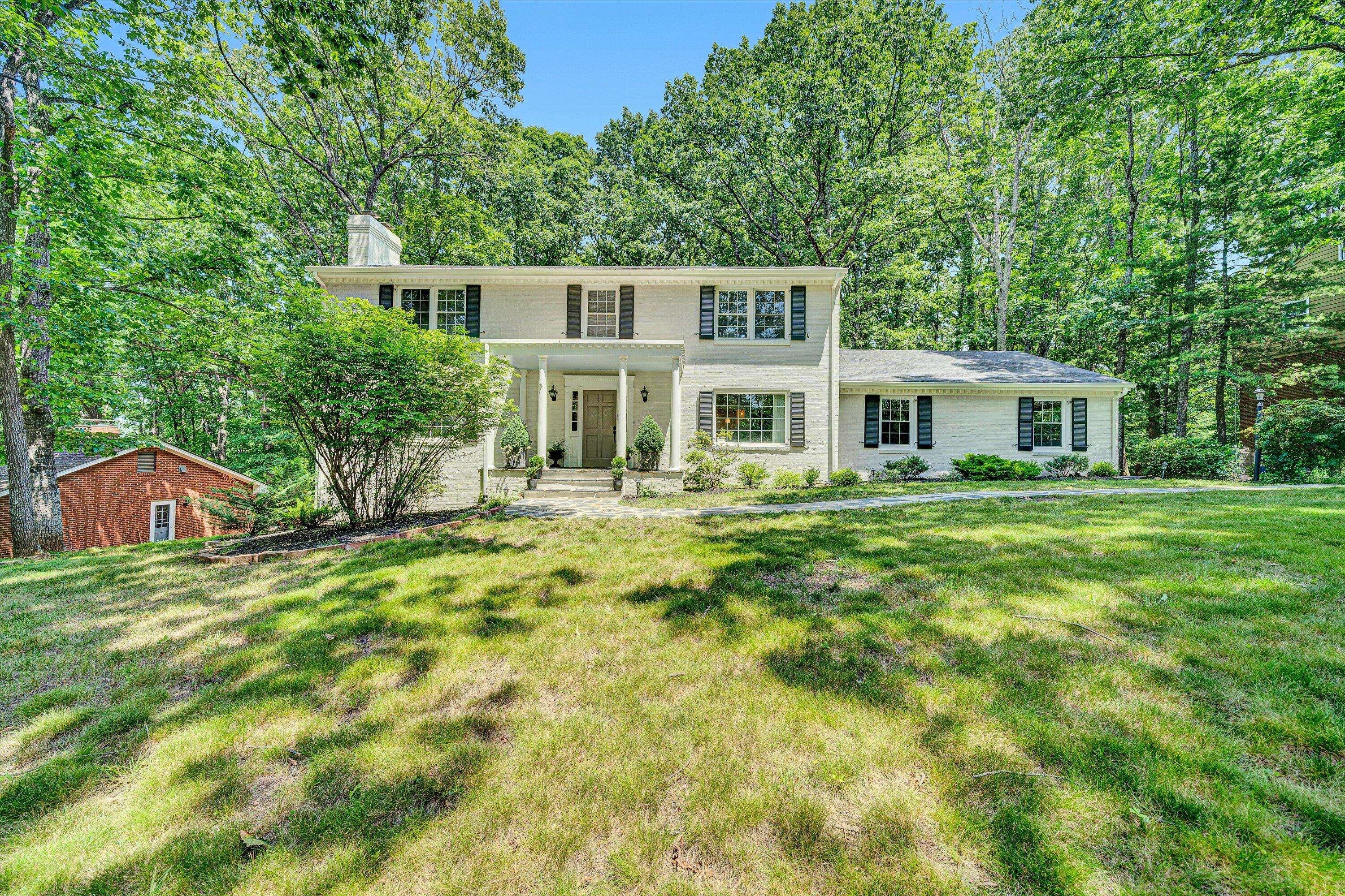 Roanoke, VA 24018,5227 Archer DR