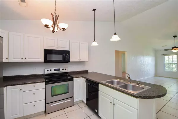 Roanoke, VA 24014,3653 Yellow Mountain RD