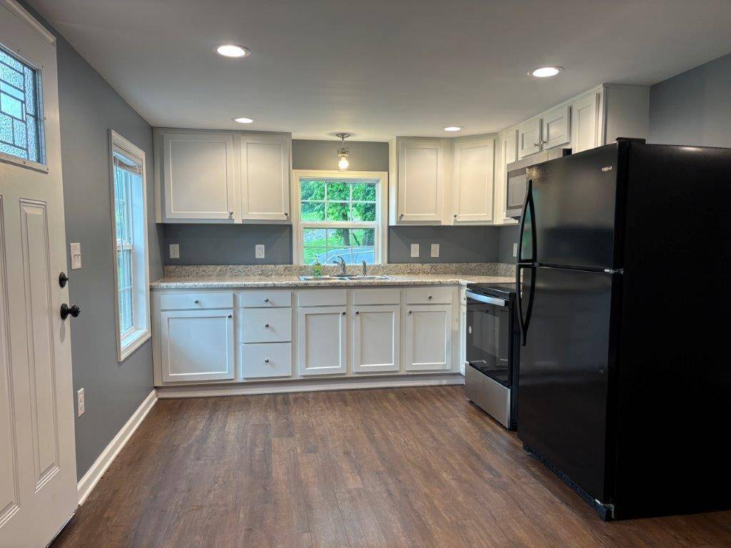 Salem, VA 24153,811 Montvue RD