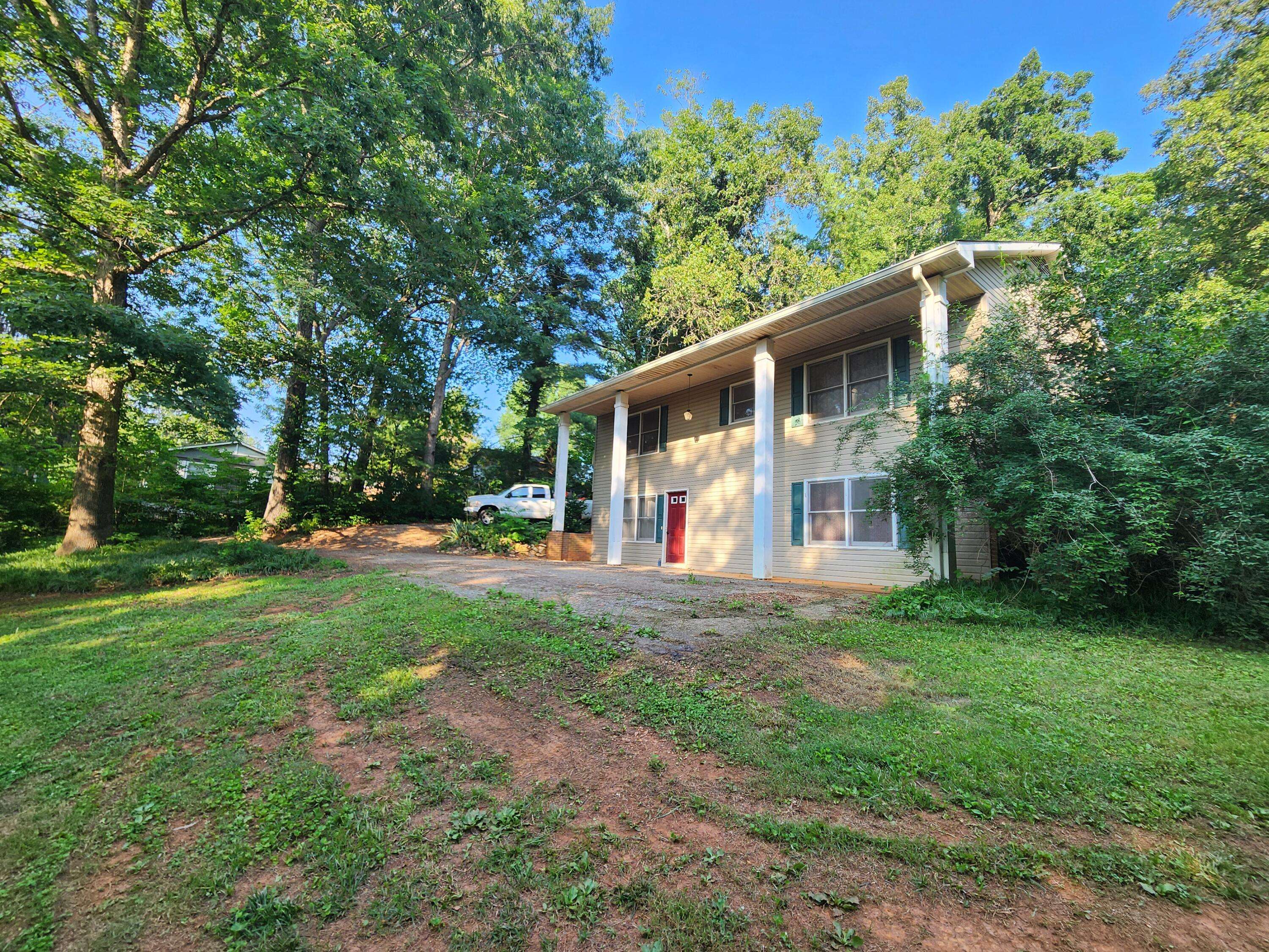 Rocky Mount, VA 24151,2142 Brick Church RD