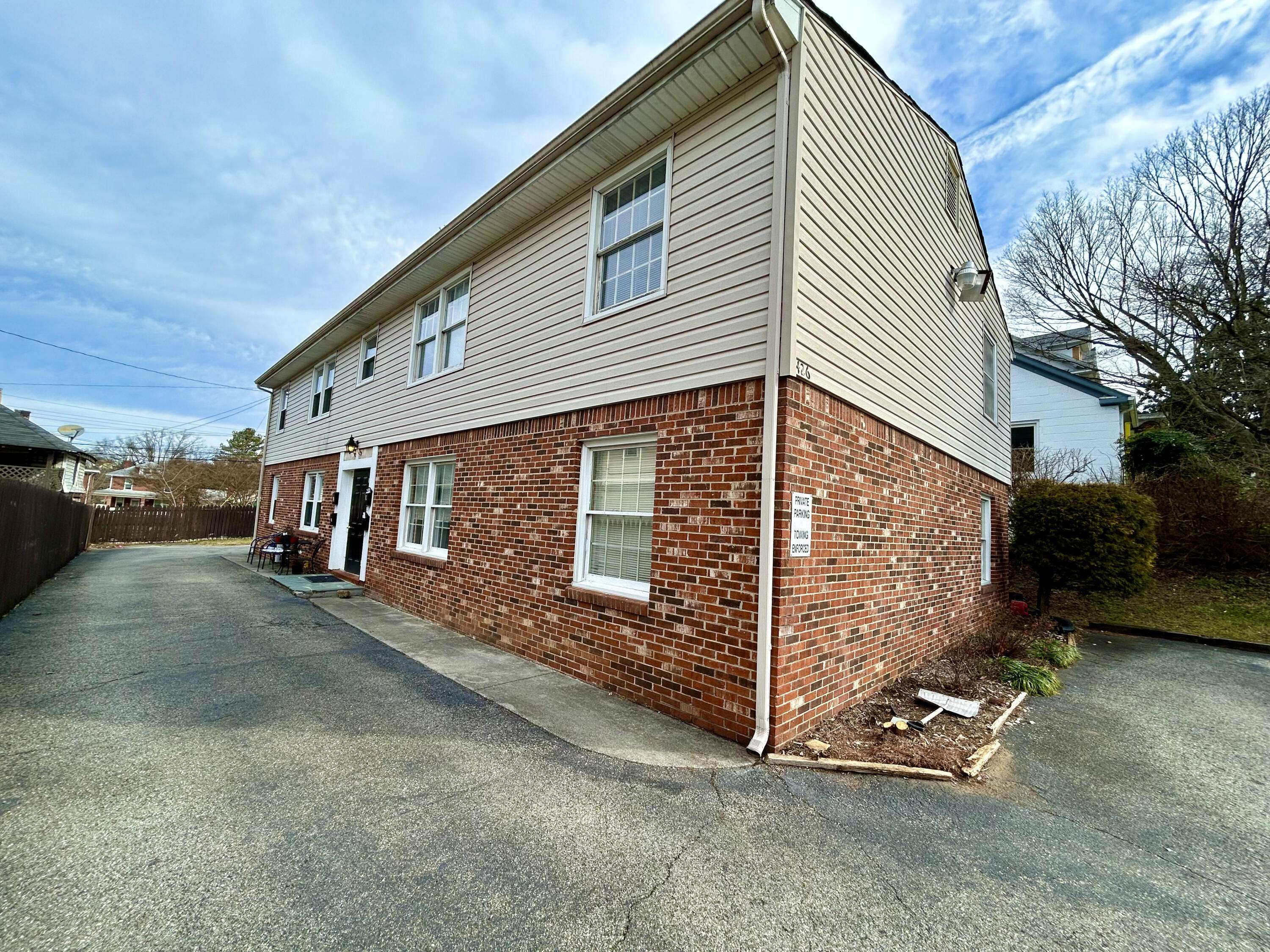 426 Walnut AVE, Roanoke, VA 24014