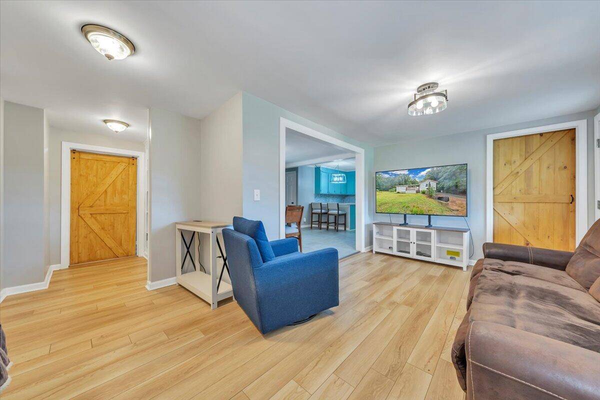 Bassett, VA 24055,187 Fiddlers Green RD