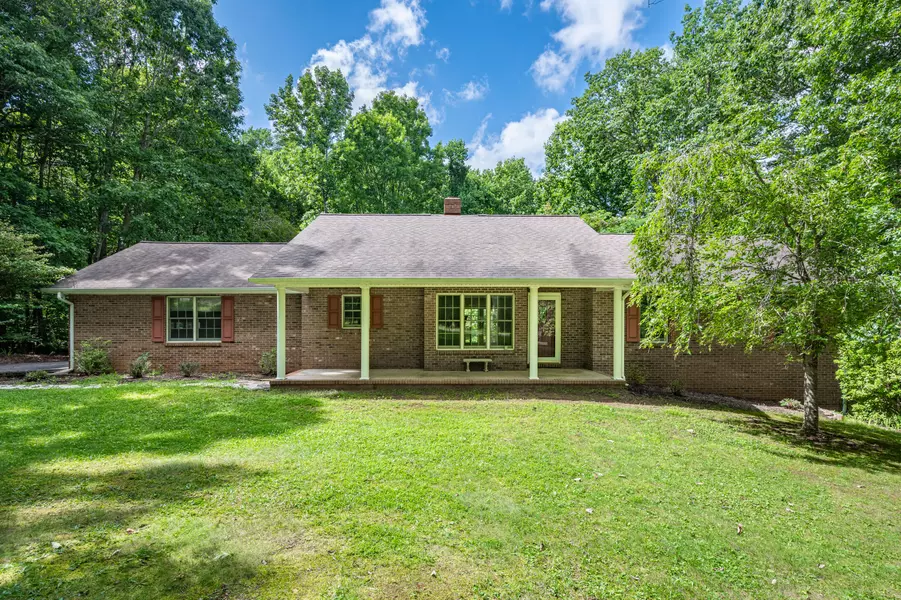 145 White Oak DR, Floyd, VA 24091