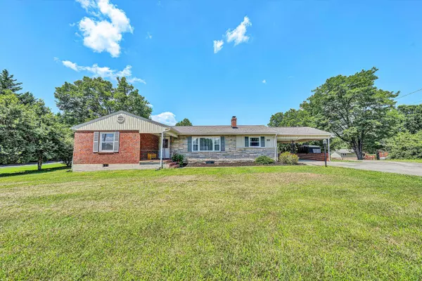 Vinton, VA 24179,310 Daladier DR