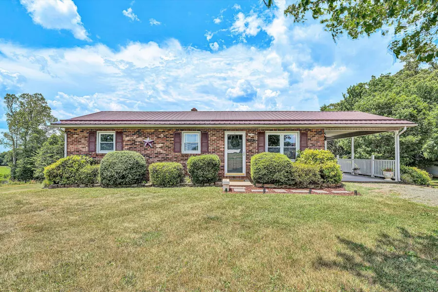919 Sago RD, Penhook, VA 24137