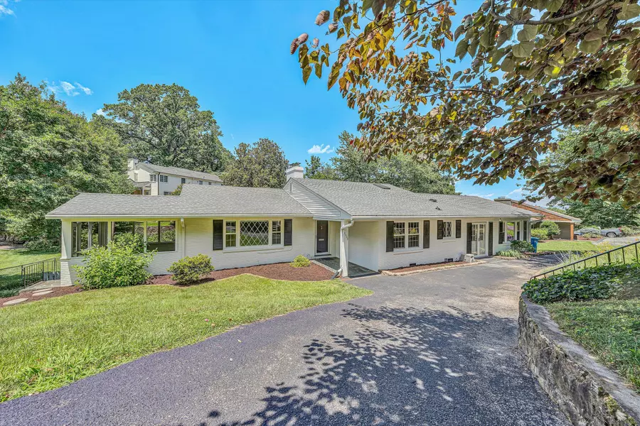 3005 Carolina AVE, Roanoke, VA 24014