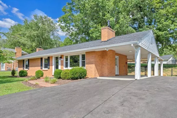 Roanoke, VA 24019,735 Goodland AVE