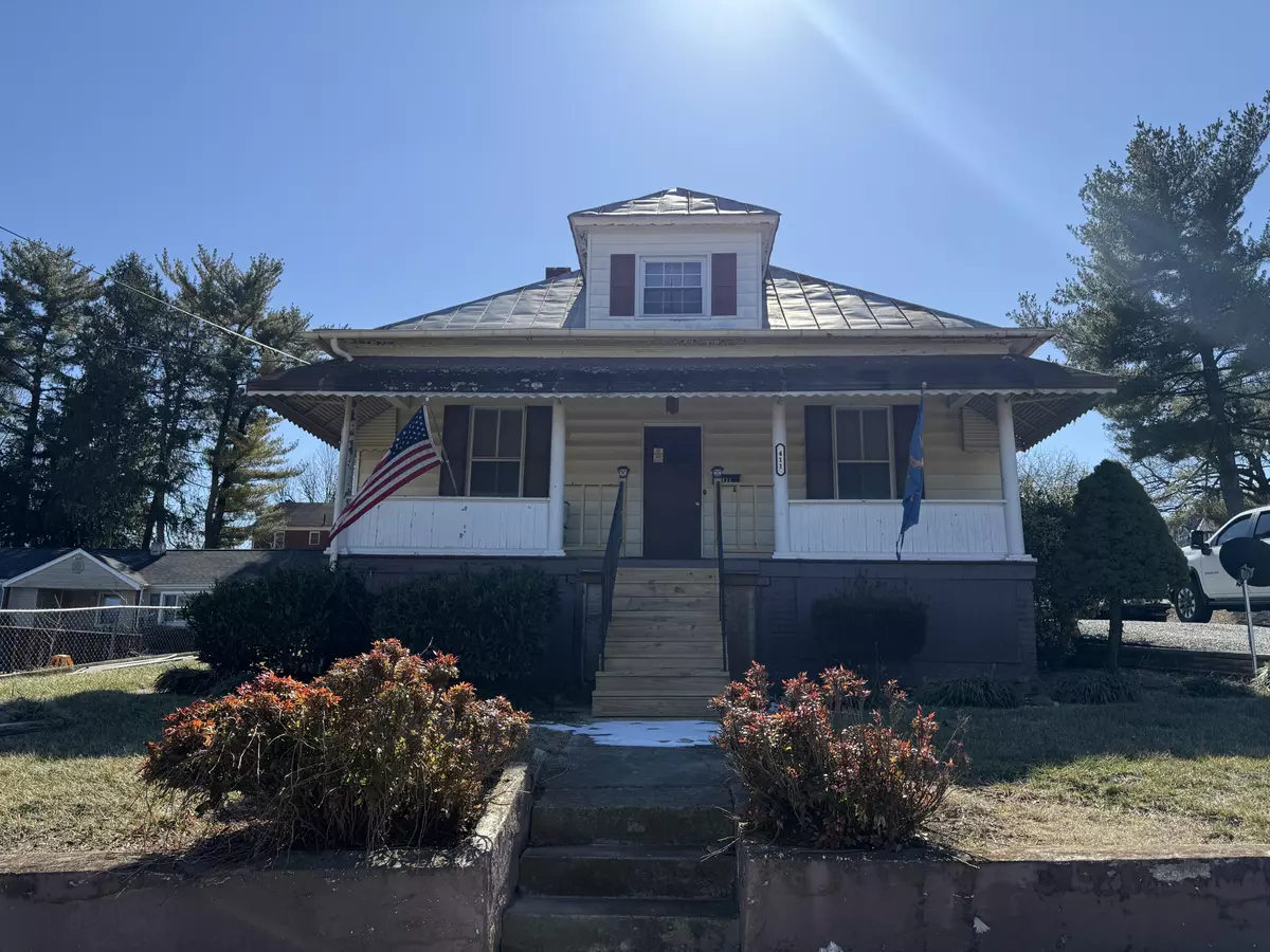 Vinton, VA 24179,411 W Cleveland AVE