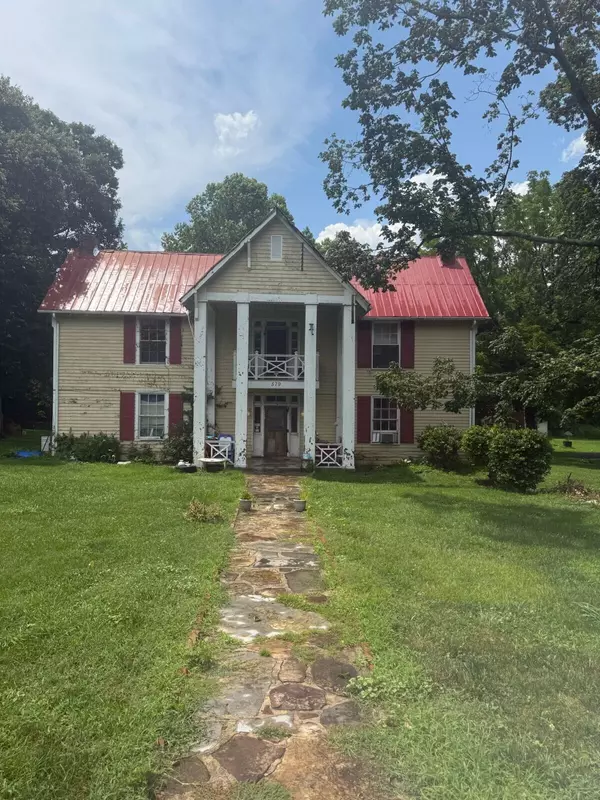 579, 581 Botetourt RD, Fincastle, VA 24090