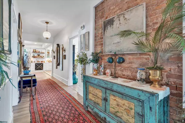 Bedford, VA 24523,1221 Oakwood ST