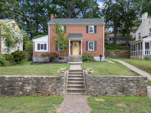 2612 Alberta AVE, Roanoke, VA 24015