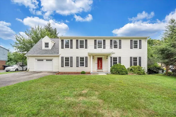 Salem, VA 24153,1633 Millwood DR