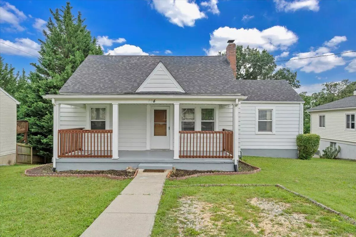 Roanoke, VA 24017,5024 MORWANDA ST