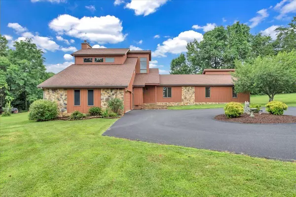 6720 Albert RD, Roanoke, VA 24019