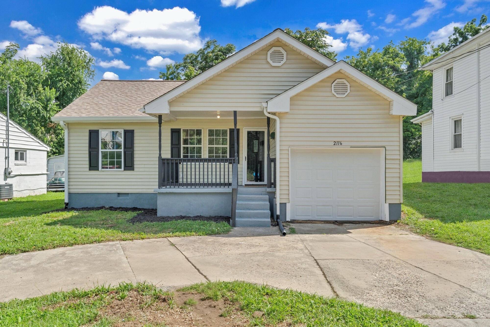2116 Staunton AVE, Roanoke, VA 24017