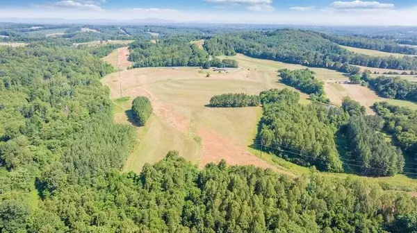 Glade Hill, VA 24092,217 Tobacco RD