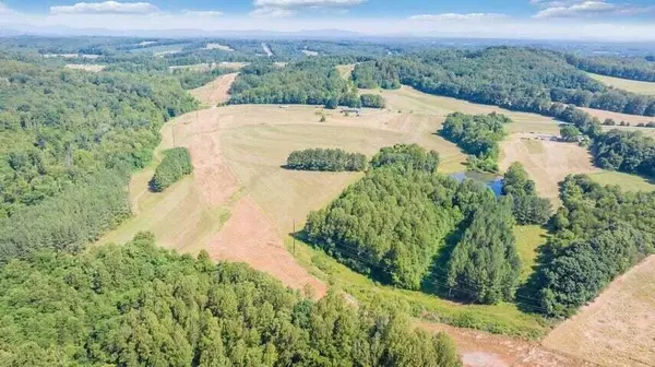 Glade Hill, VA 24092,217 Tobacco RD