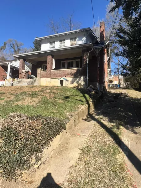 1127 Valley AVE, Roanoke, VA 24015