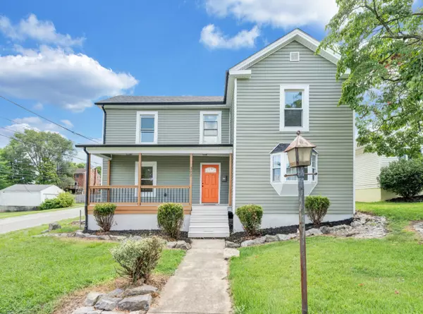 301 W Cleveland AVE, Vinton, VA 24179