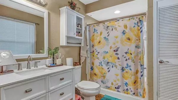 Vinton, VA 24179,200 Cascade DR