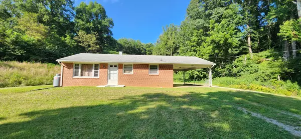 1762 Runnett Bag RD, Ferrum, VA 24088