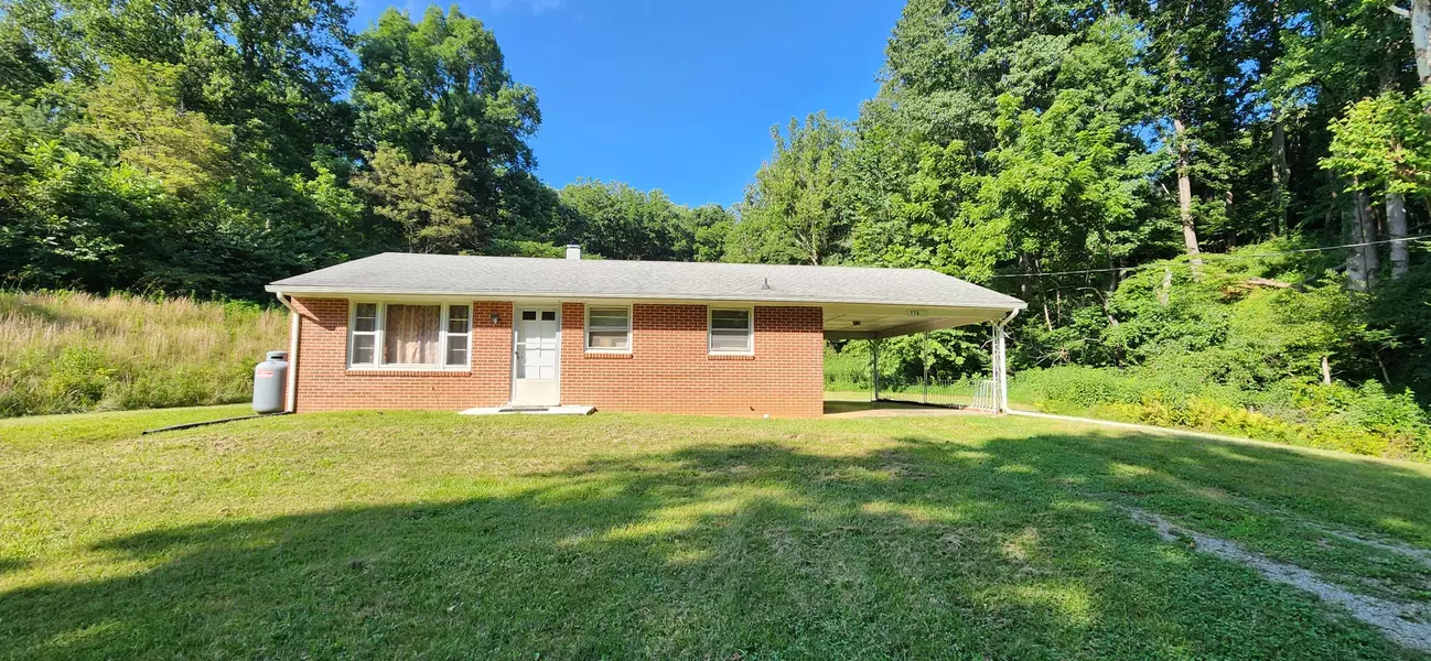 1762 Runnett Bag RD, Ferrum, VA 24088
