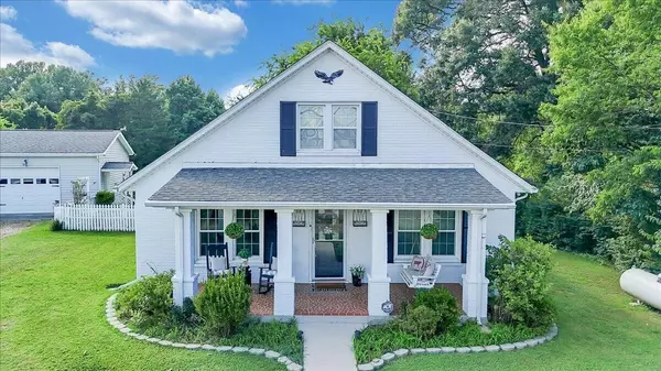 Ridgeway, VA 24148,898 Mica RD