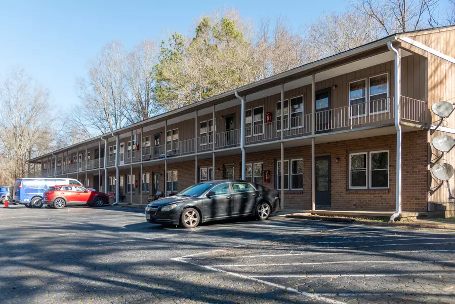 245 College Park DR Unit 13, Danville, VA 24541