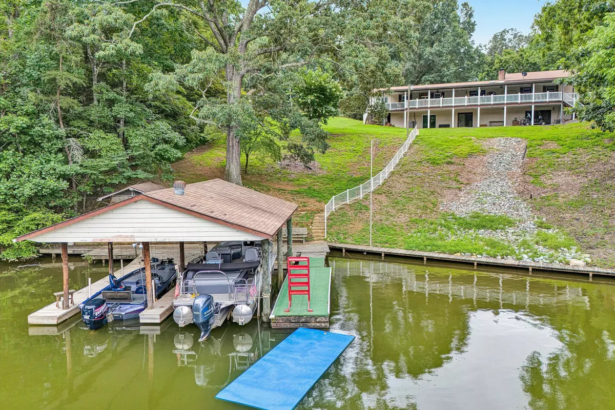 Union Hall, VA 24176,154 Brooks Point LN