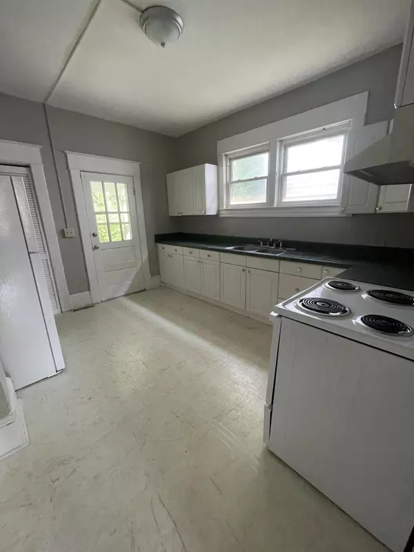 Roanoke, VA 24013,670 Morrill AVE