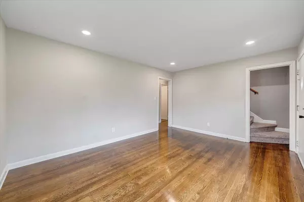 Roanoke, VA 24015,2351 Berkley AVE