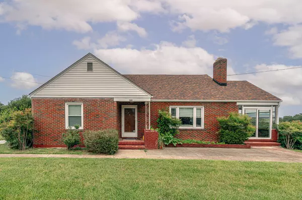 Roanoke, VA 24017,3505 Hershberger RD