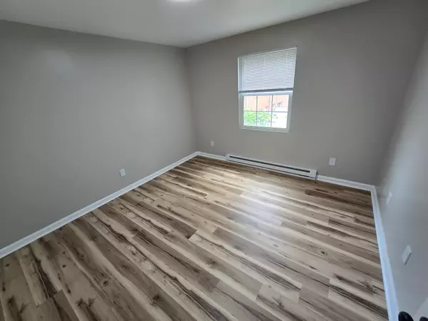 Roanoke, VA 24015,2626 Westover AVE Unit Apt 9