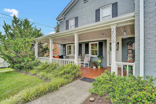 Roanoke, VA 24015,2509 Barham RD