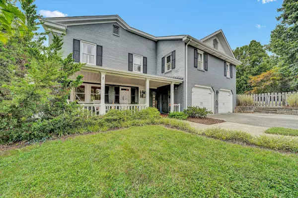 Roanoke, VA 24015,2509 Barham RD