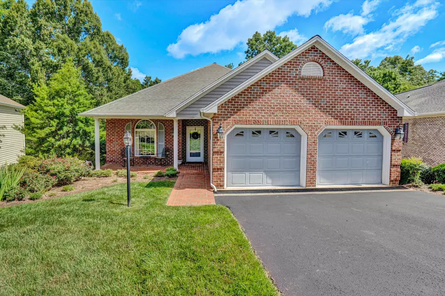 131 STONEY MILL RD, Rocky Mount, VA 24151
