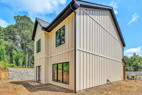 Rocky Mount, VA 24151,300 ANDERSON ST