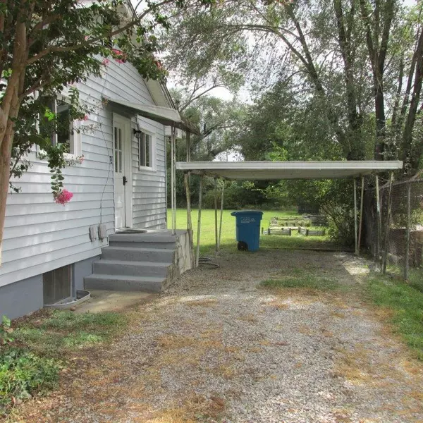 Roanoke, VA 24014,1425 Carlisle AVE