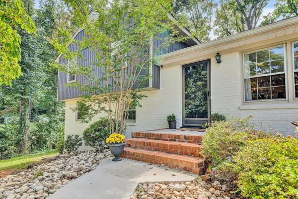 Forest, VA 24551,105 Simsbury LN