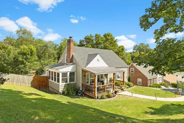 Roanoke, VA 24015,1918 Langdon RD