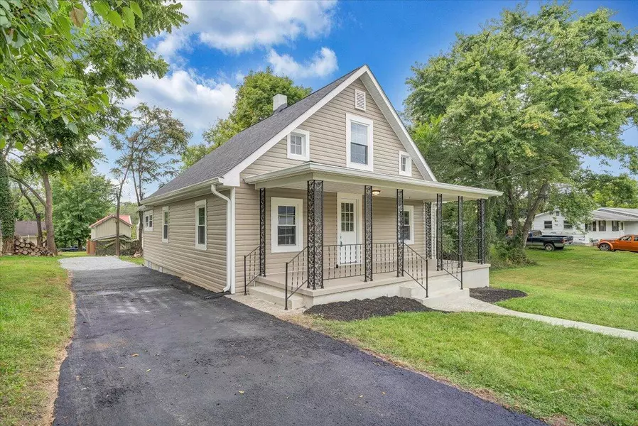 1742 20th ST, Roanoke, VA 24012